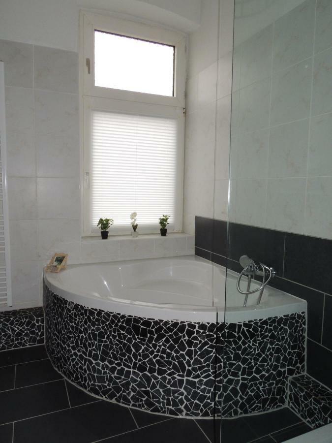 Zentrales Apartment In Gelsenkirchen Dış mekan fotoğraf